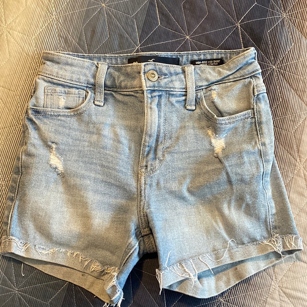 Hollister High-Rise midi Short Size 00 in Great Condition